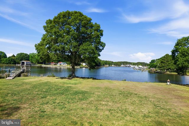 20535 GOLDEN THOMPSON RD, Avenue, MD 20609