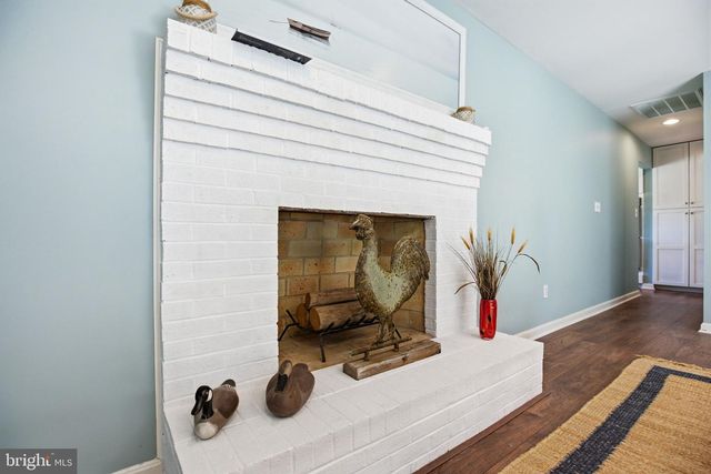 20535 GOLDEN THOMPSON RD, Avenue, MD 20609