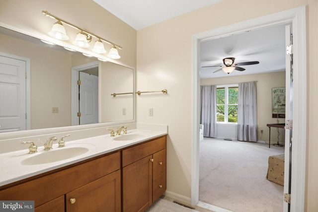 20535 GOLDEN THOMPSON RD, Avenue, MD 20609