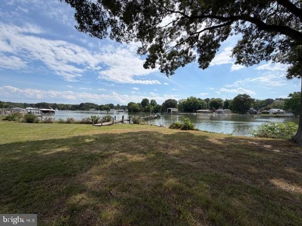 20535 GOLDEN THOMPSON RD, Avenue, MD 20609