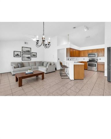 8141 FORT THOMAS WAY, Orlando, FL 32822