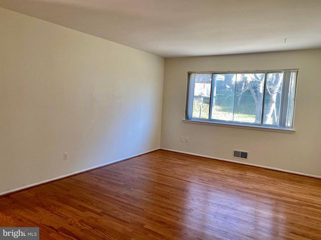 12909 CHATHLAKE LN, Silver Spring, MD 20904