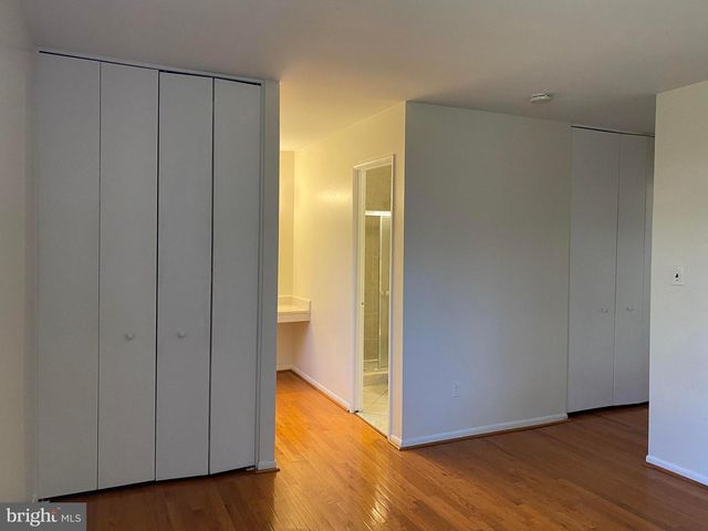 12909 CHATHLAKE LN, Silver Spring, MD 20904