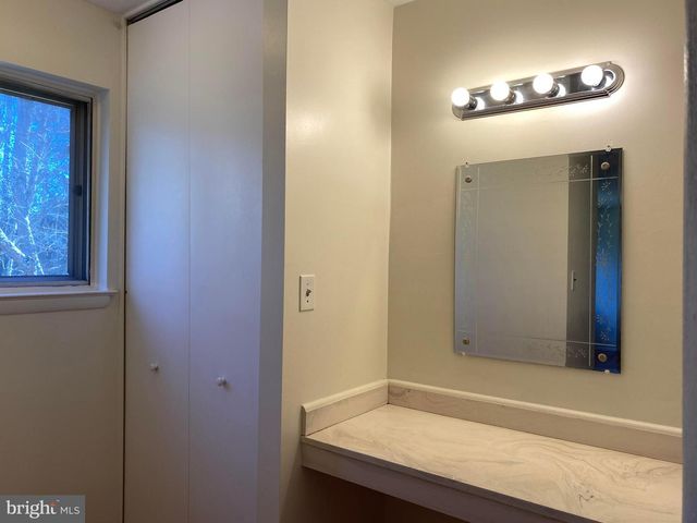 12909 CHATHLAKE LN, Silver Spring, MD 20904