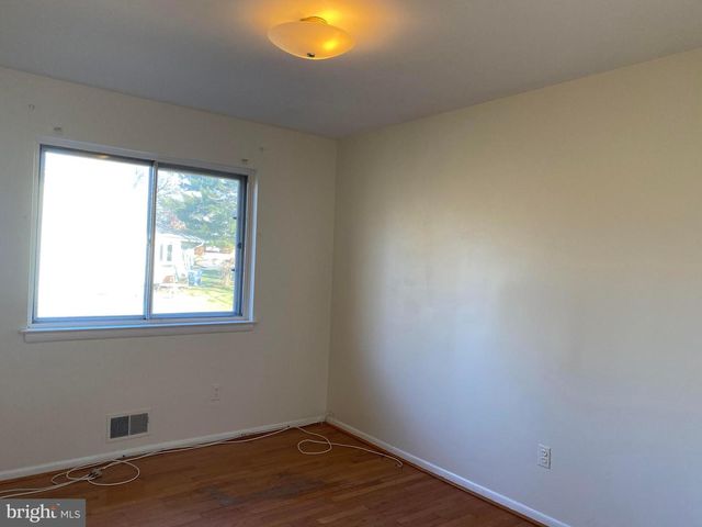 12909 CHATHLAKE LN, Silver Spring, MD 20904