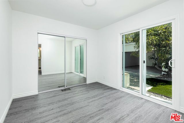8718 Rosewood Avenue, West Hollywood, CA 90048