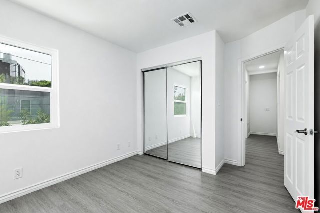 8718 Rosewood Avenue, West Hollywood, CA 90048
