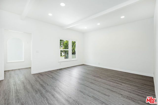 8718 Rosewood Avenue, West Hollywood, CA 90048