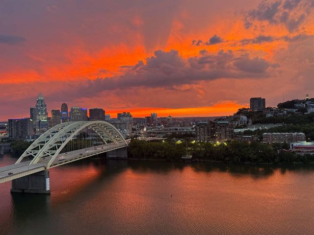400 Riverboat Row, 1703, Newport, KY 41071