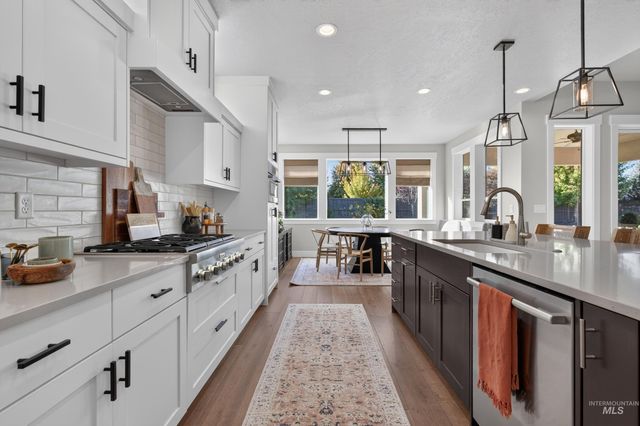 5365 W Piaffe St, Eagle, ID 83616