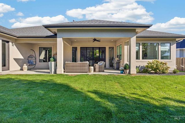 5365 W Piaffe St, Eagle, ID 83616