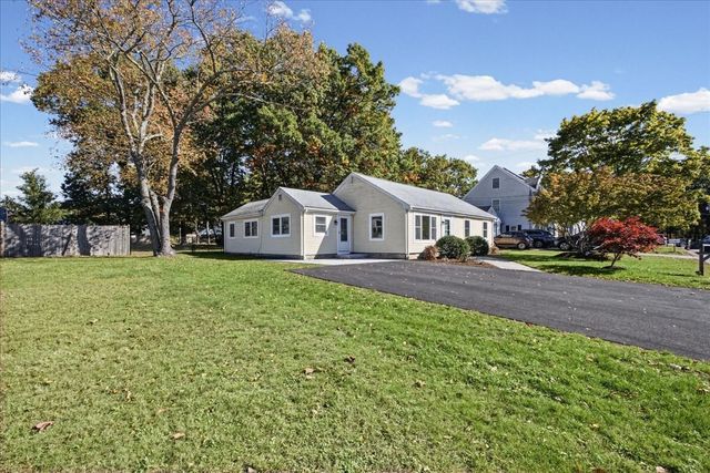 13 Oakdale Road, Canton, MA 02021