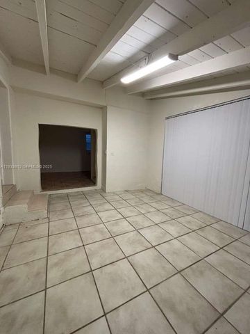 561 NW 113th St 563, Miami Shores, FL 33168