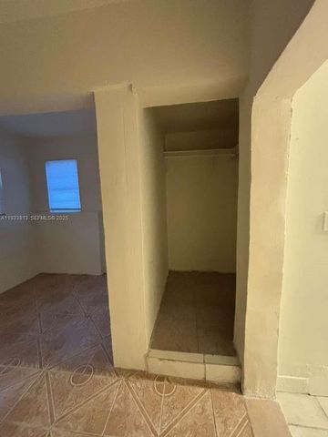 561 NW 113th St 563, Miami Shores, FL 33168