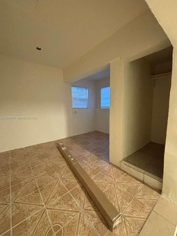 561 NW 113th St 563, Miami Shores, FL 33168