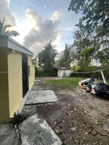 561 NW 113th St 563, Miami Shores, FL 33168