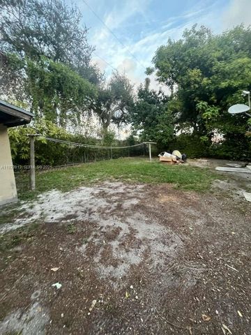 561 NW 113th St 563, Miami Shores, FL 33168