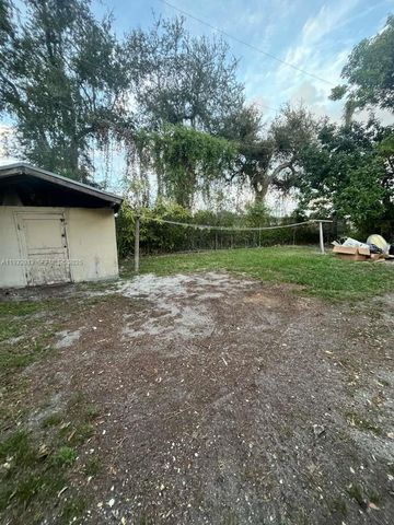 561 NW 113th St 563, Miami Shores, FL 33168