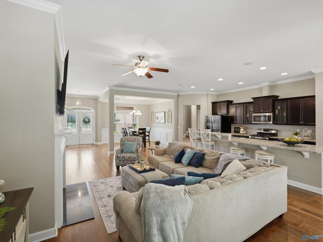 153 Sougahatchee Drive, New Market, AL 35761