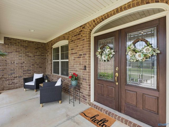 153 Sougahatchee Drive, New Market, AL 35761
