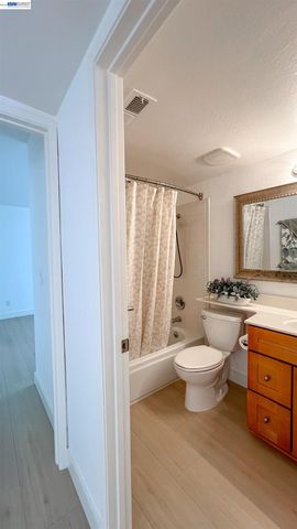 3833 Milton Ter, Fremont, CA 94555