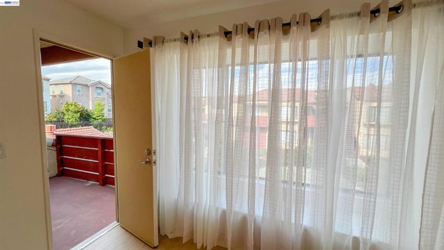 3833 Milton Ter, Fremont, CA 94555