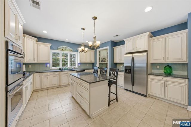 20 Sleepy Hollow Road, Denville Township, NJ 07834