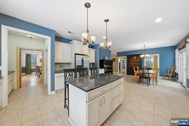 20 Sleepy Hollow Road, Denville Township, NJ 07834