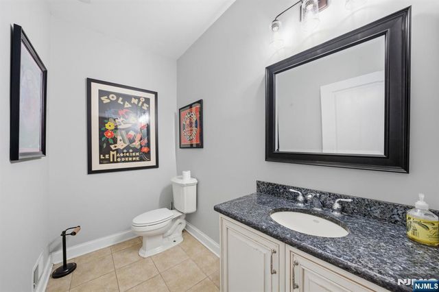 20 Sleepy Hollow Road, Denville Township, NJ 07834