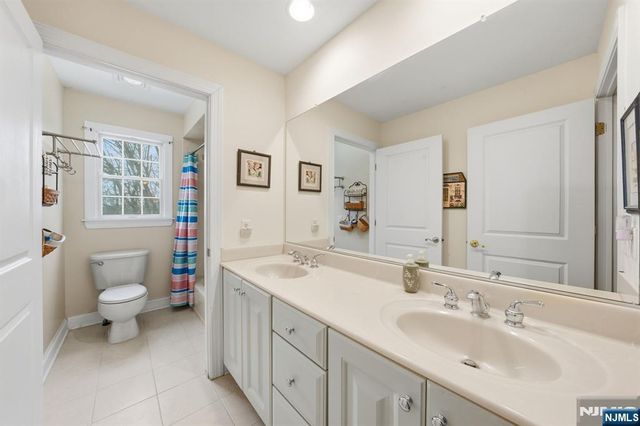 20 Sleepy Hollow Road, Denville Township, NJ 07834