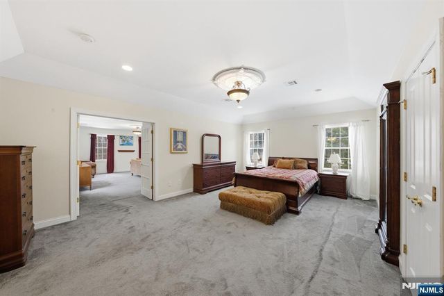 20 Sleepy Hollow Road, Denville Township, NJ 07834