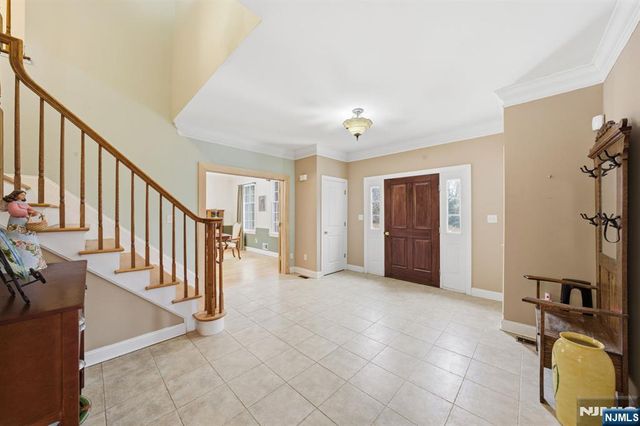 20 Sleepy Hollow Road, Denville Township, NJ 07834