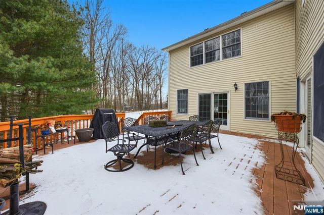 20 Sleepy Hollow Road, Denville Township, NJ 07834