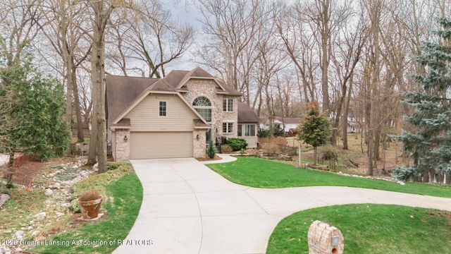 1455 Ivywood Drive, Okemos, MI 48864