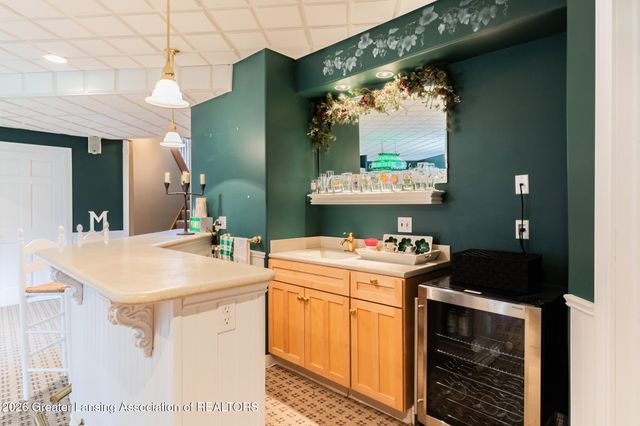 1455 Ivywood Drive, Okemos, MI 48864