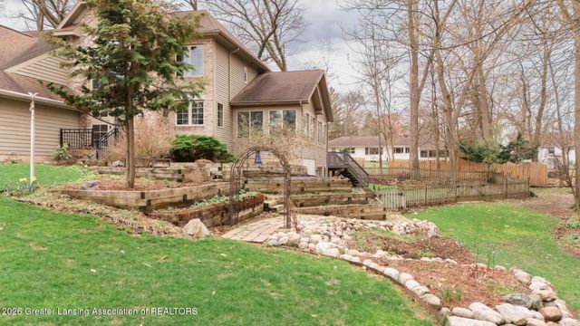 1455 Ivywood Drive, Okemos, MI 48864