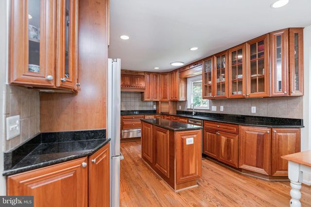 11816 ANTIETAM RD, Woodbridge, VA 22192