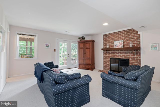 11816 ANTIETAM RD, Woodbridge, VA 22192