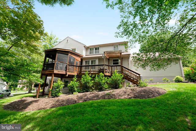 11816 ANTIETAM RD, Woodbridge, VA 22192