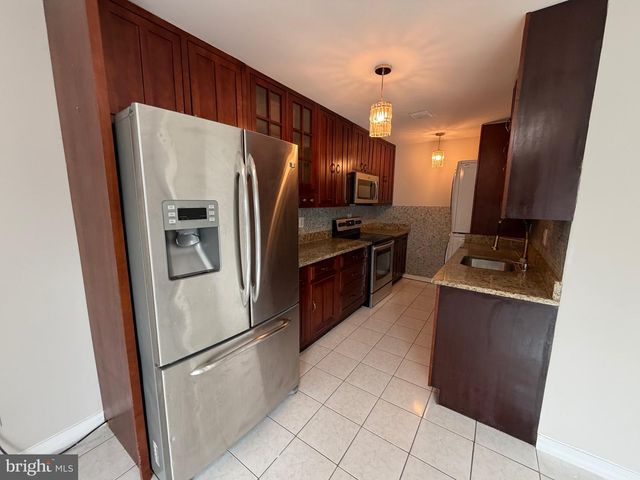 6346 ROCKSHIRE ST, Alexandria, VA 22315