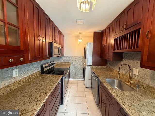 6346 ROCKSHIRE ST, Alexandria, VA 22315