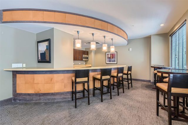 54 Rainey ST 713, Austin, TX 78701