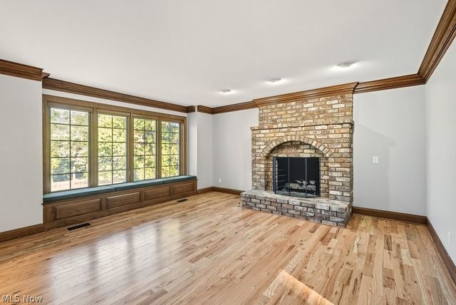 2097 Albertson Pky, Cuyahoga Falls, OH 44223