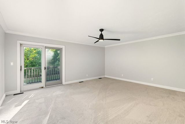 2097 Albertson Pky, Cuyahoga Falls, OH 44223