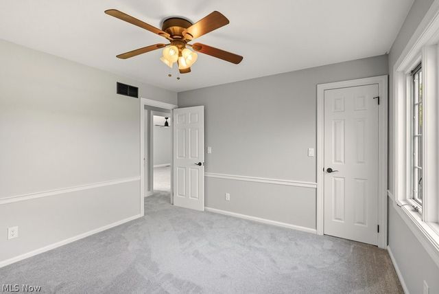 2097 Albertson Pky, Cuyahoga Falls, OH 44223