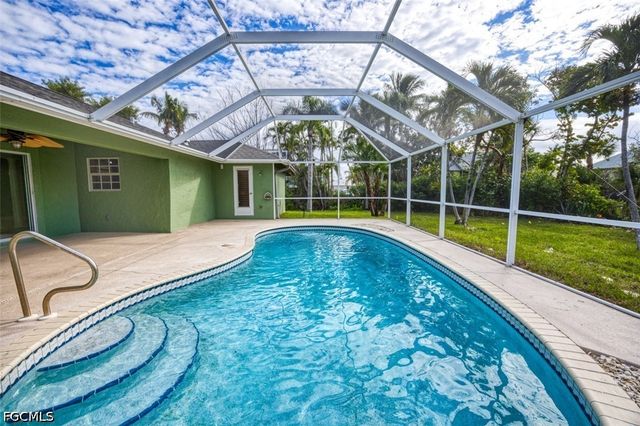 1380 Albatross RD, Sanibel, FL 33957