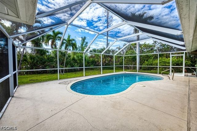 1380 Albatross RD, Sanibel, FL 33957