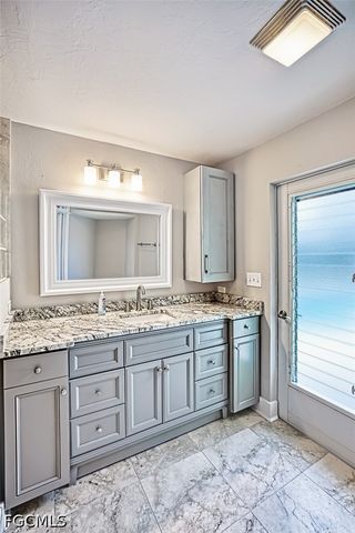 1380 Albatross RD, Sanibel, FL 33957