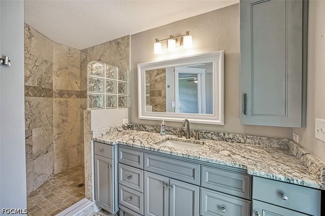 1380 Albatross RD, Sanibel, FL 33957