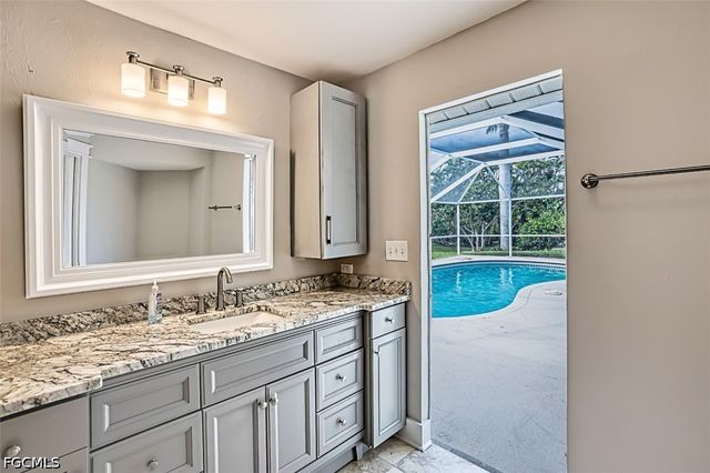 1380 Albatross RD, Sanibel, FL 33957